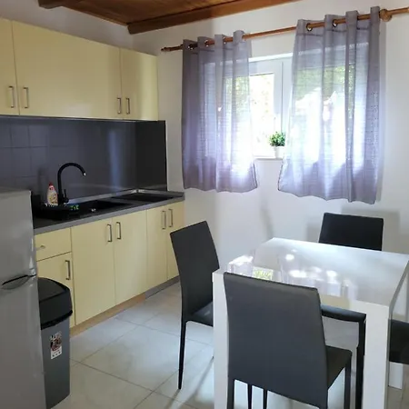 Vukovic Apartment *