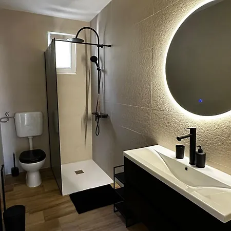 Vukovic Apartment Selce