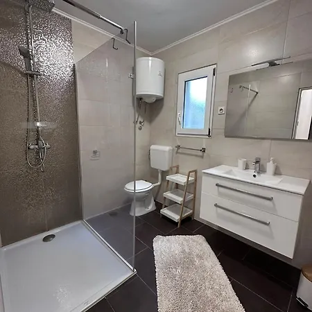 Vukovic Apartman *