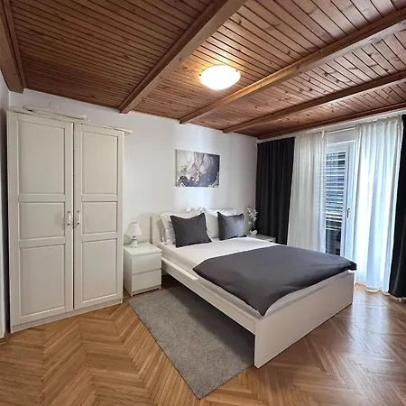 Vukovic Apartman